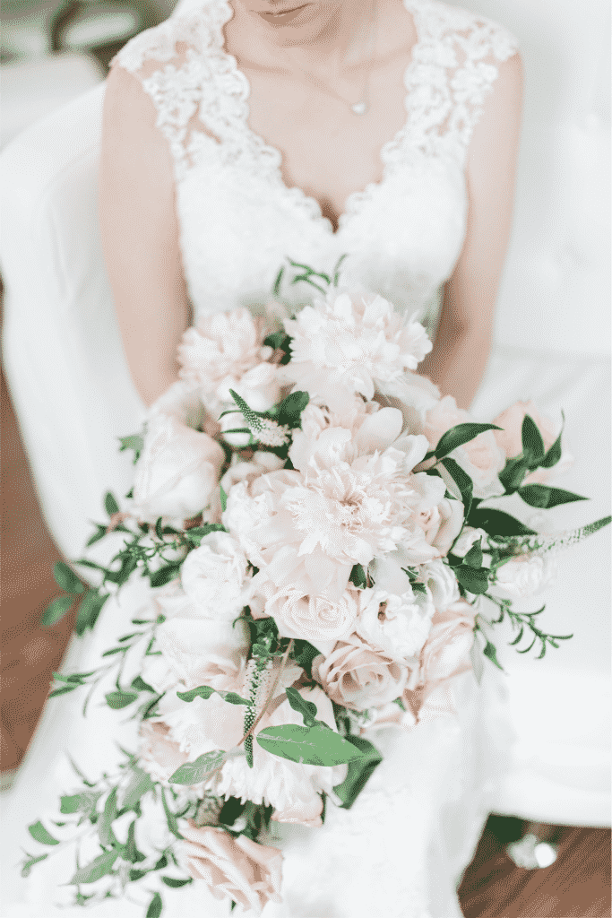 2018 Wedding Floral Forecast – Entwined Events | Florals: Bella Rose Floral & Design | Photo Credit: Amanda Somerville Photography