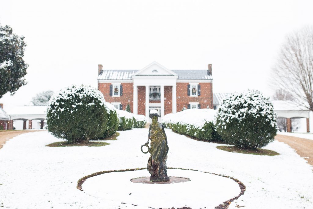 Selecting Your Virginia Wedding Venue | Entwined Events | Venue: West Manor Estate in Forest, VA | Photo Credit: Allison Maxwell Photography